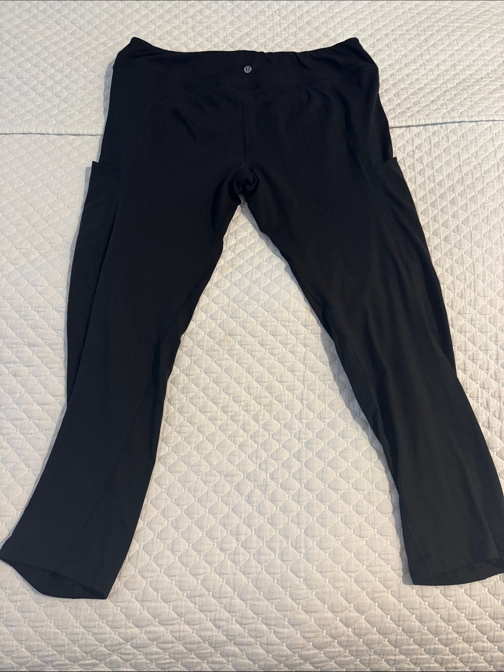 Lululemon Black Athletic Leggings with Side Pockets